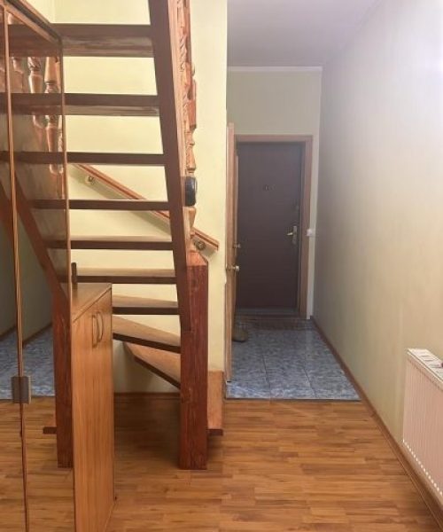 12-rb9afpkyyq1ltqjurehm77fh3upux